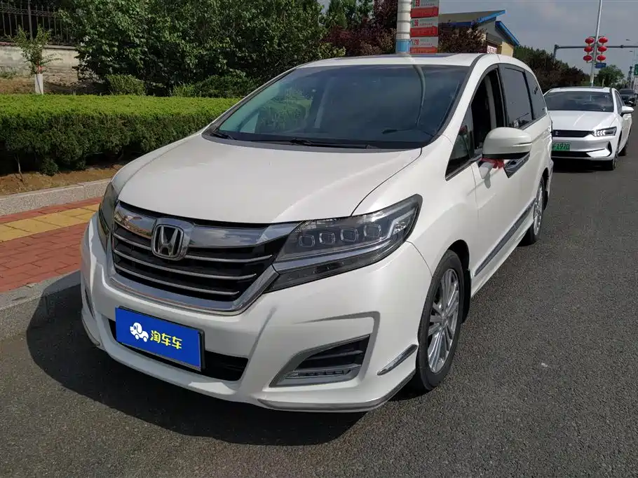 Honda Elysion 2017