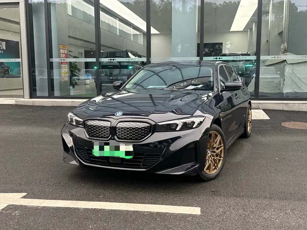 BMW i3 2025