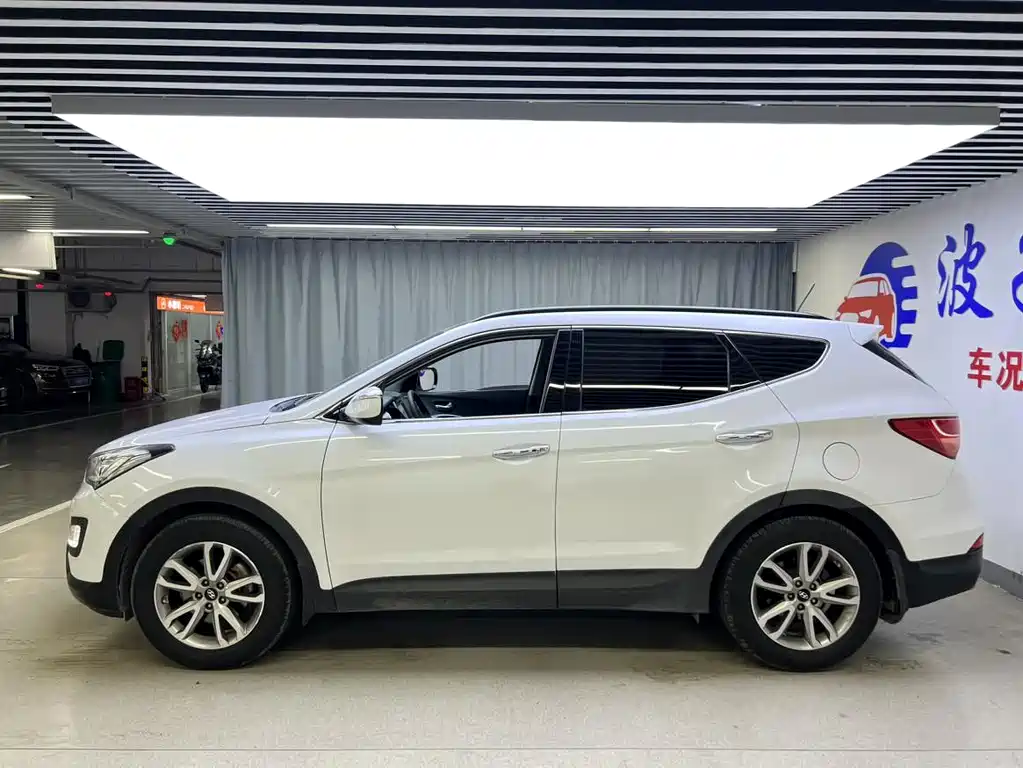 Hyundai Santa Fe 2015 — фото 4