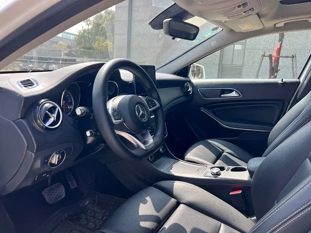 Mercedes-Benz GLA 2019 — фото 9