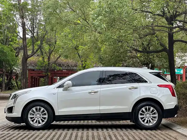 Cadillac XT5 2016