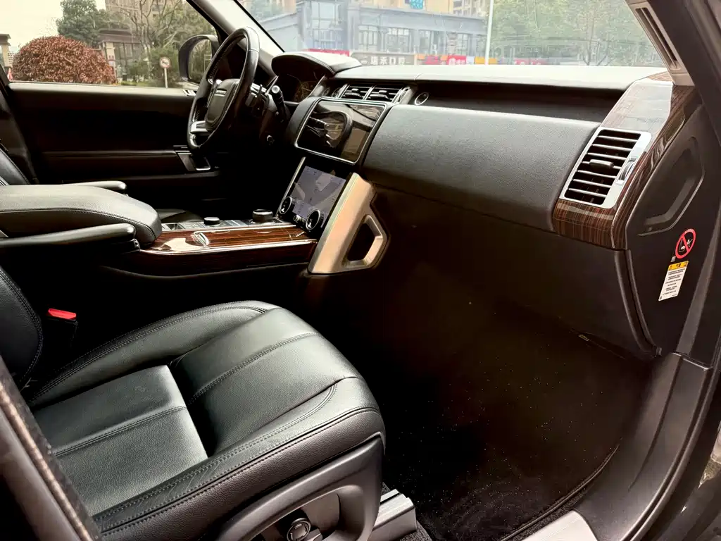 Land Rover Range Rover 2018 — фото 10