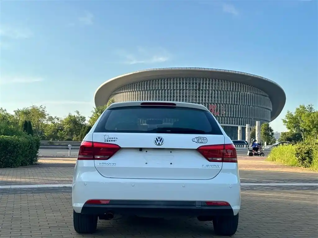 Volkswagen Gran Lavida 2013