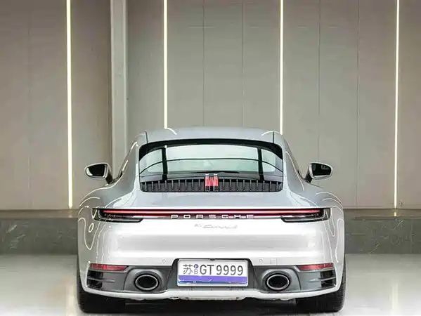 Porsche 911 2022