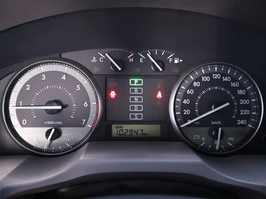 Toyota Land Cruiser 2019 — фото 15