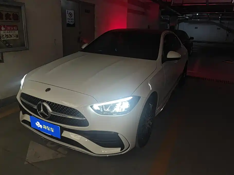 Mercedes-Benz C-Class 2024