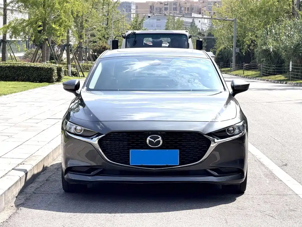 Mazda 3 Axela 2022