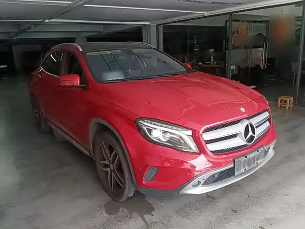 Mercedes-Benz GLA 2016