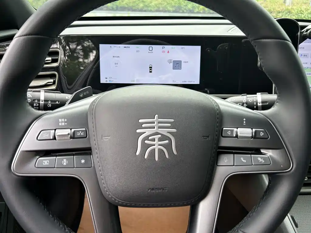 BYD Qin L 2025 — фото 12