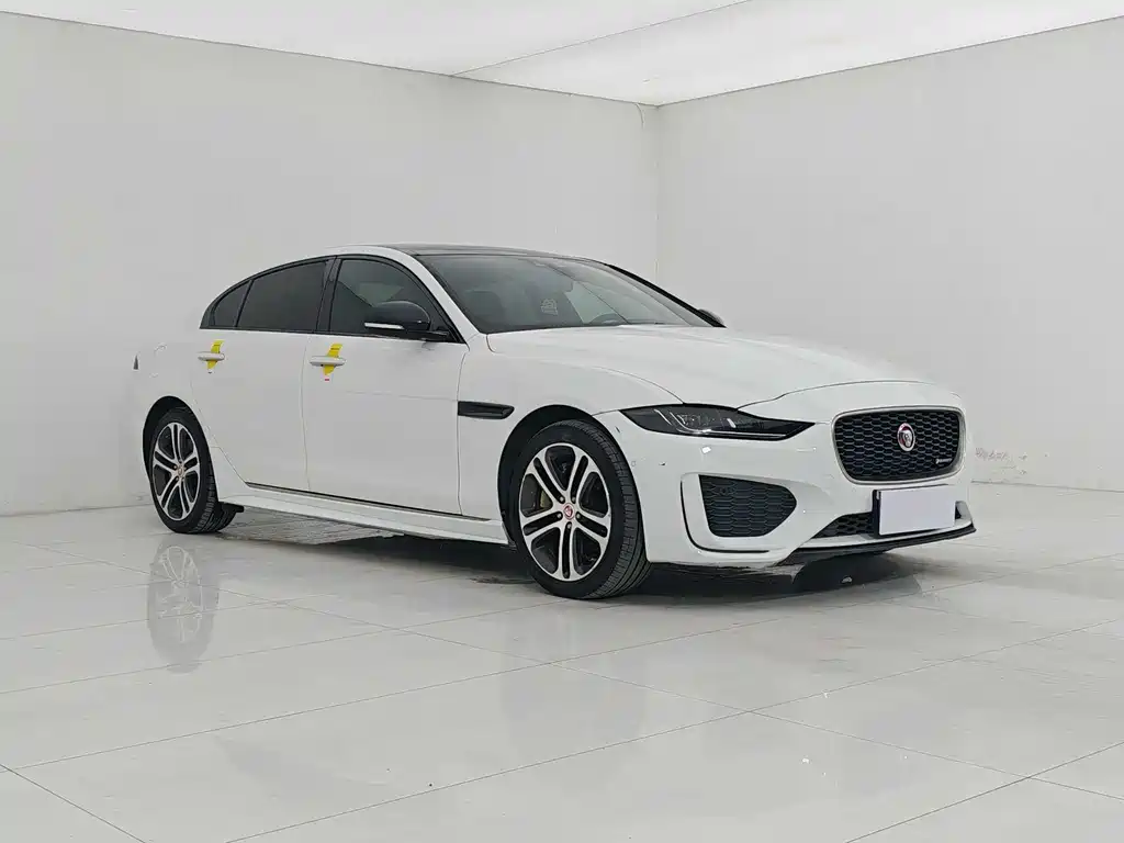 Jaguar XEL 2021 — фото 2