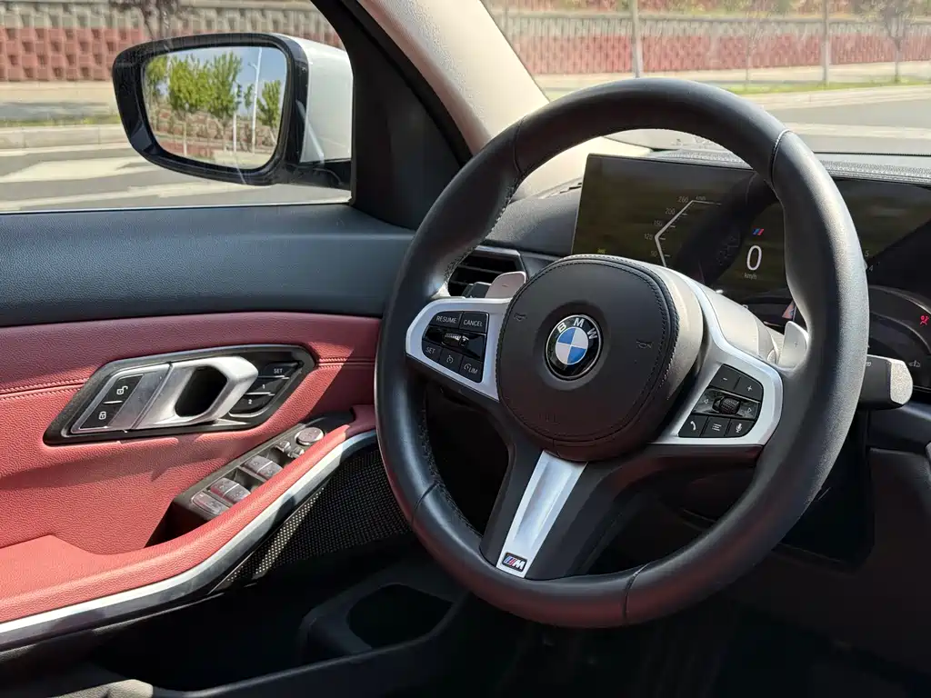 BMW 3 Series 2023 — фото 14