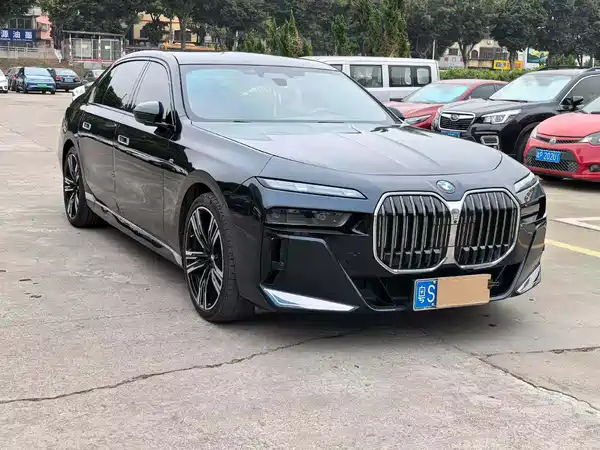 BMW 7 Series 2023
