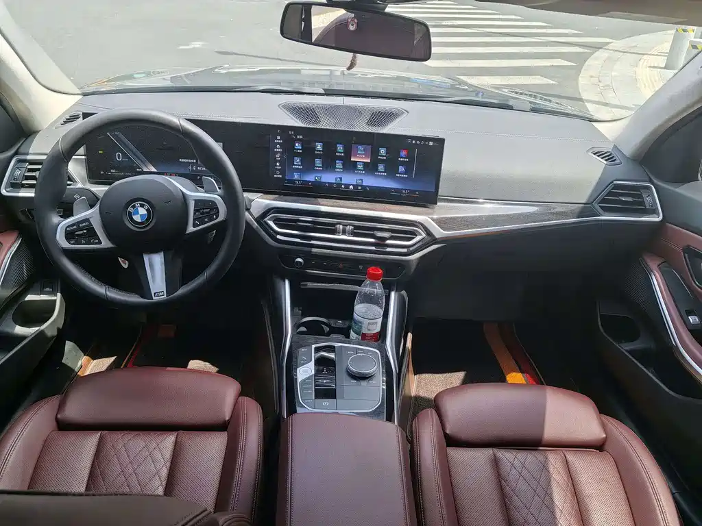 BMW 3 Series 2024