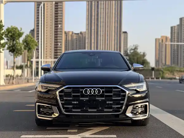 Audi A6L 2022