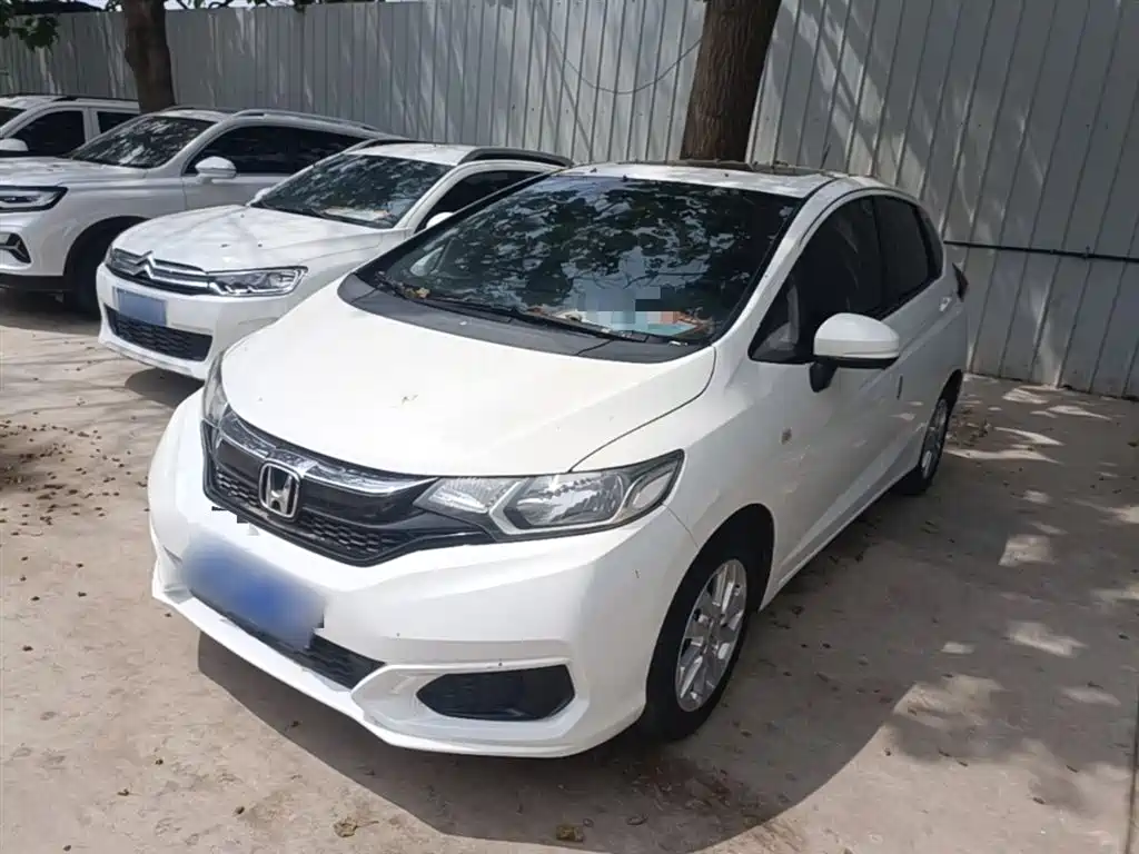 Honda Fit 2018 — фото 2