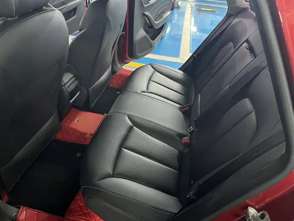Roewe i6 Classic 2018 — фото 16