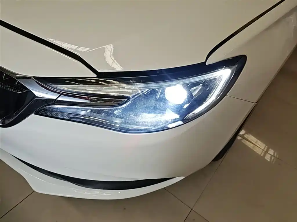 Buick Excelle 2020 — фото 24