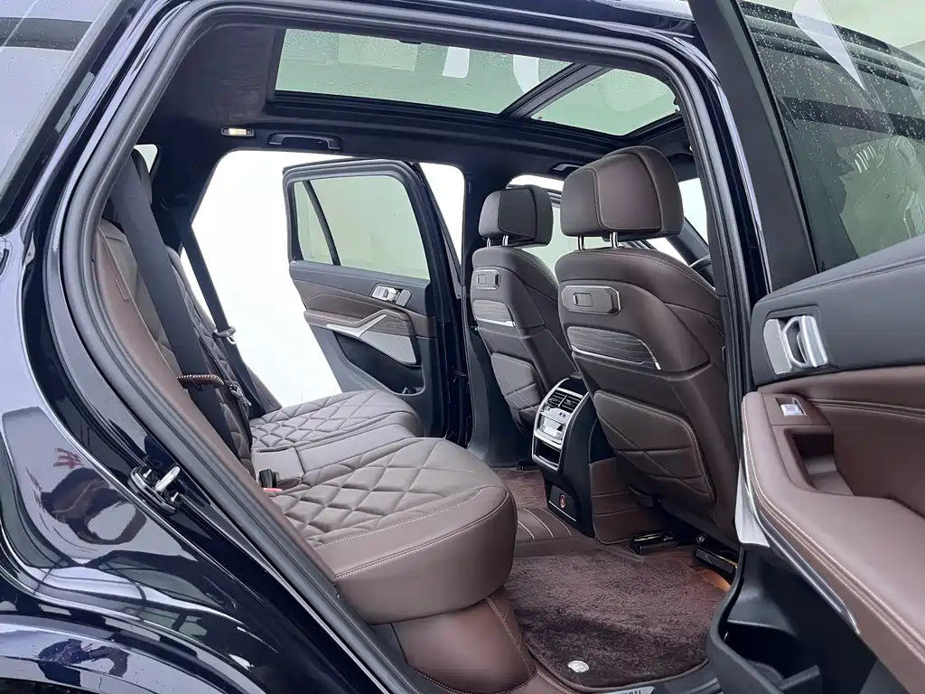 BMW X5 2025 — фото 14
