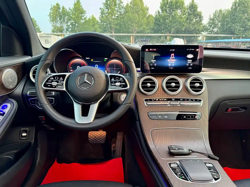 Mercedes-Benz GLC 2020 — фото 15