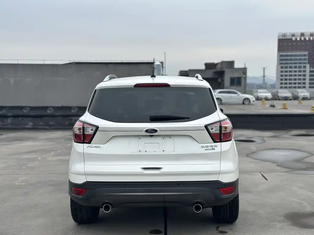 Ford Kuga 2021 — фото 4