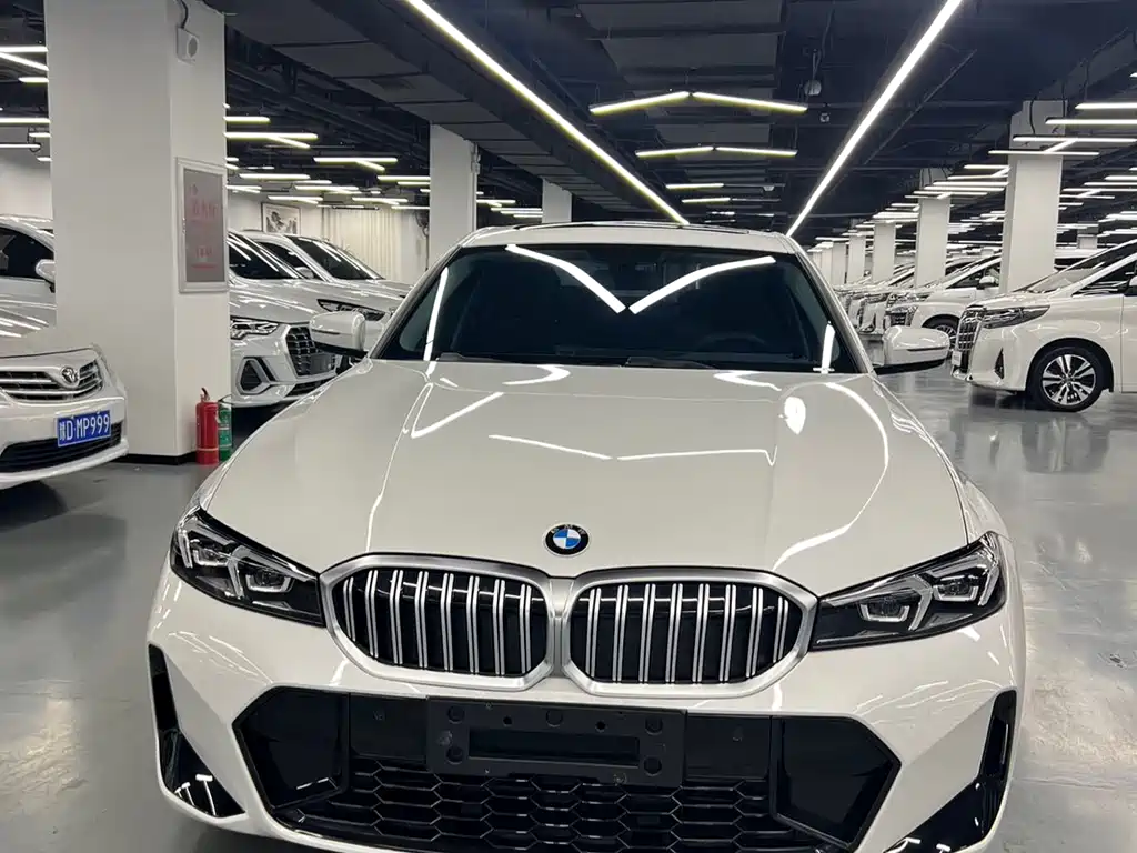BMW 3 Series 2023
