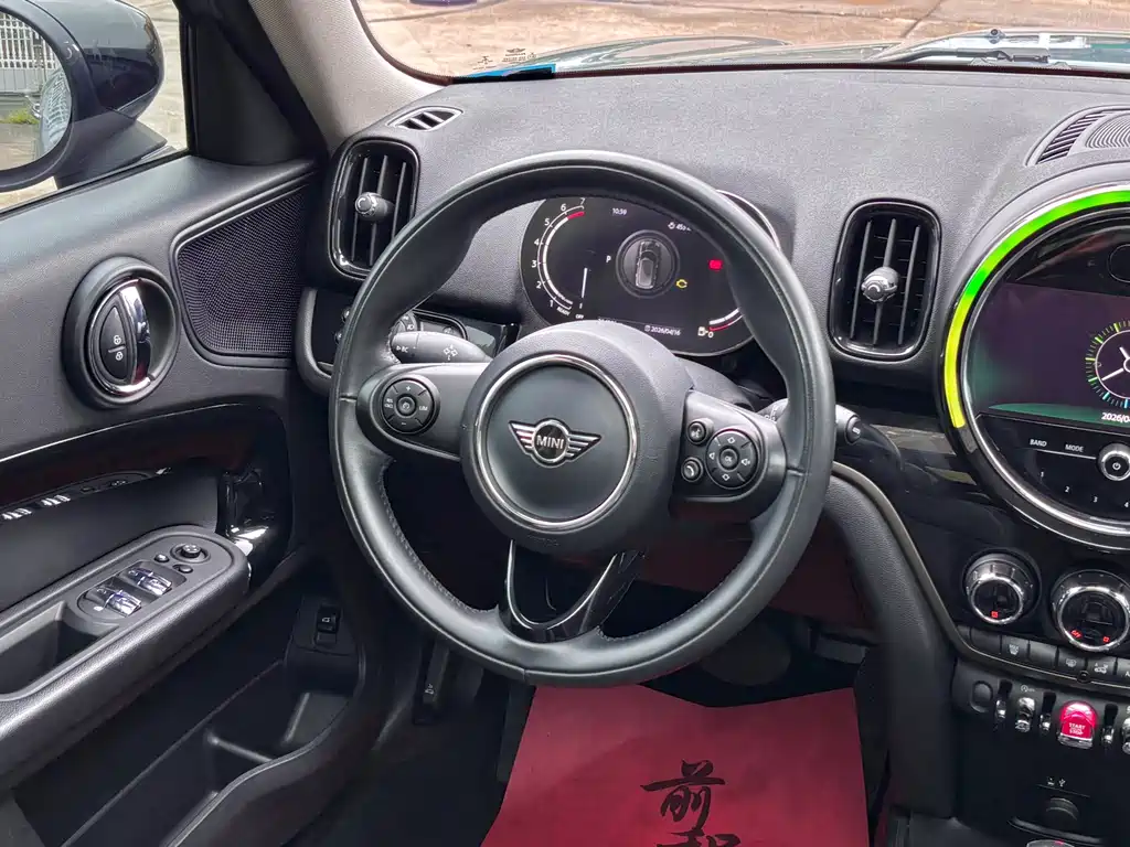 MINI Countryman 2020 — фото 11