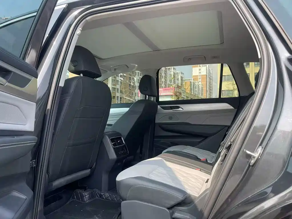 Volkswagen Tavendor 2025