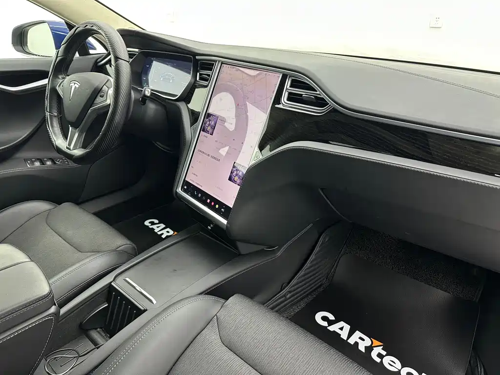 Tesla Model S 2017 — фото 33