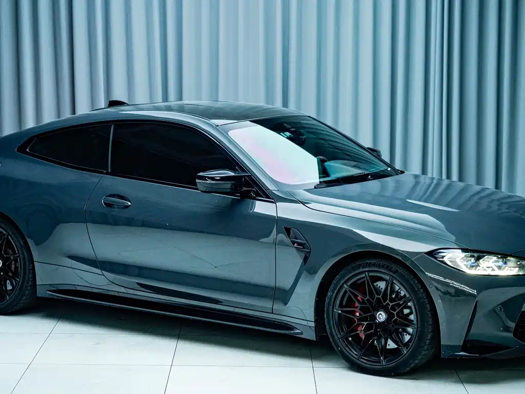 BMW M4 2023 — фото 4