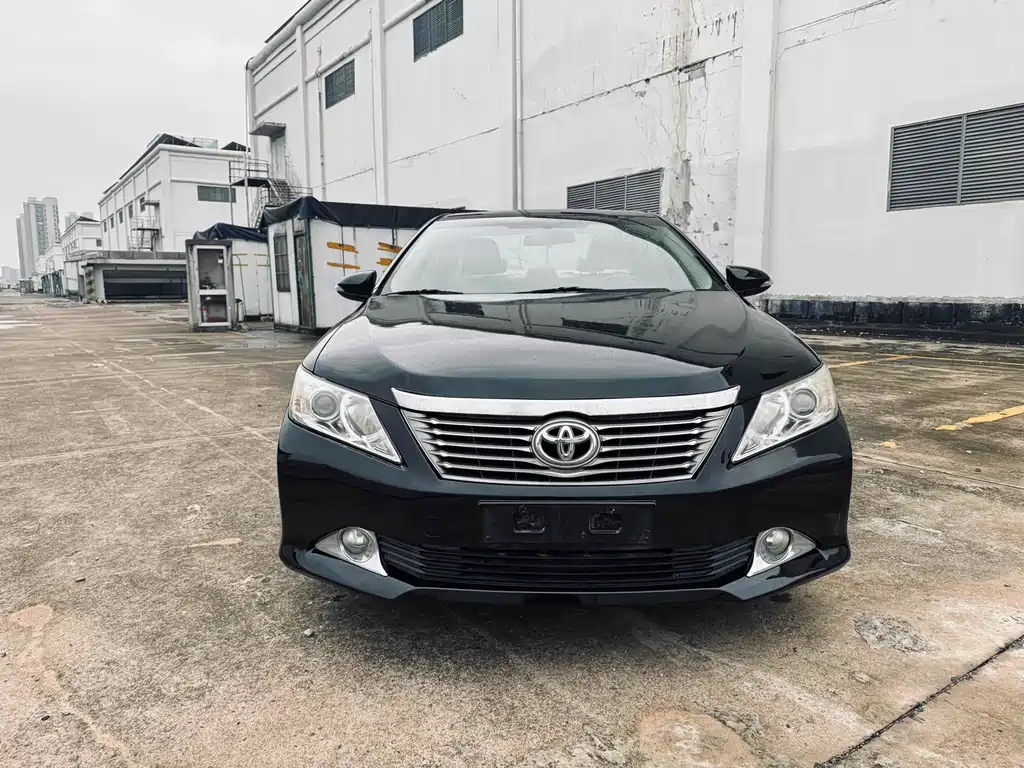 Toyota Camry 2014