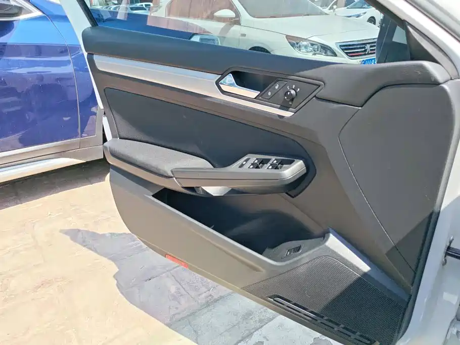 Volkswagen Lamando 2021