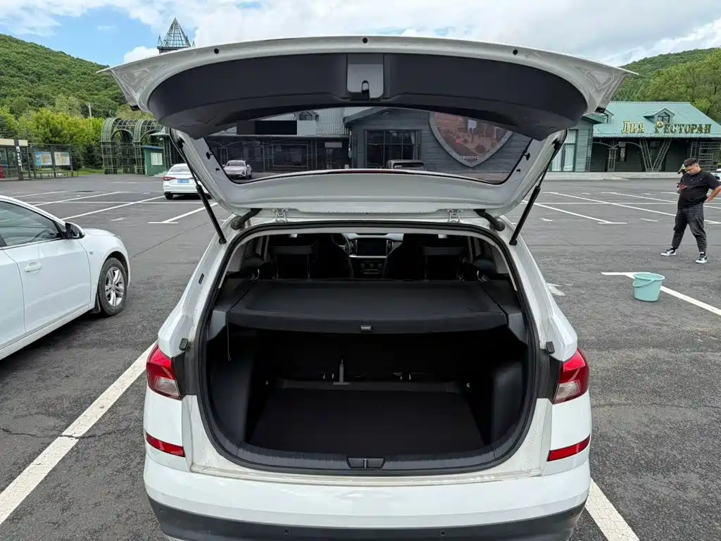 Skoda Kamiq 2023 — фото 9