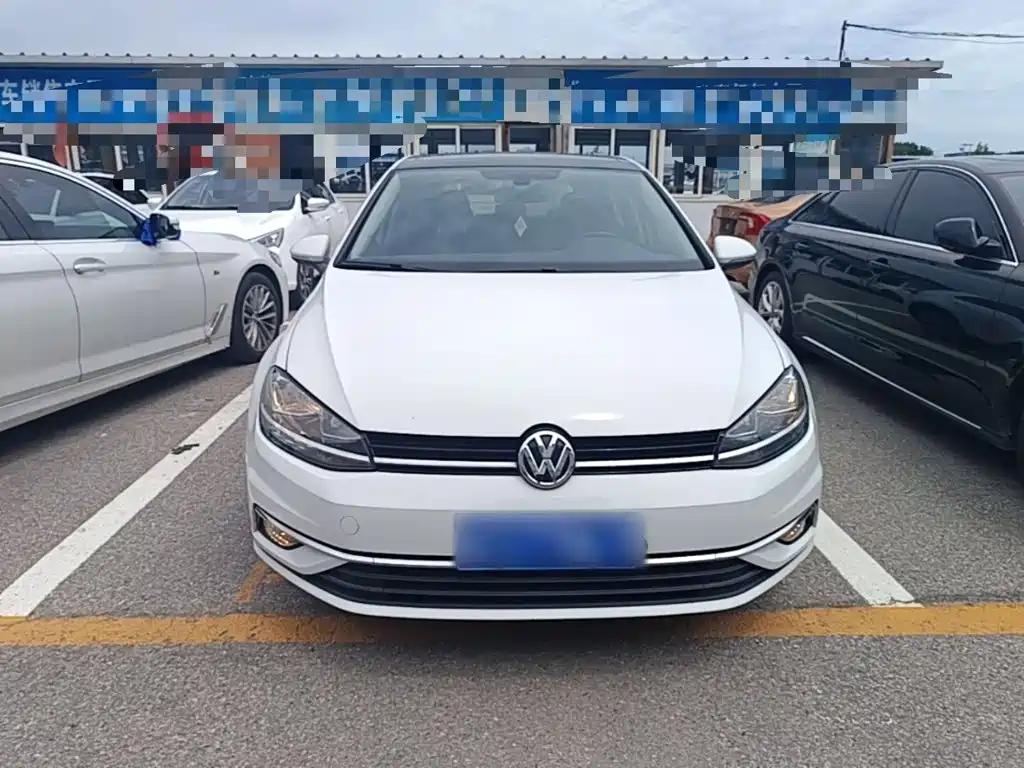 Volkswagen Golf 2020