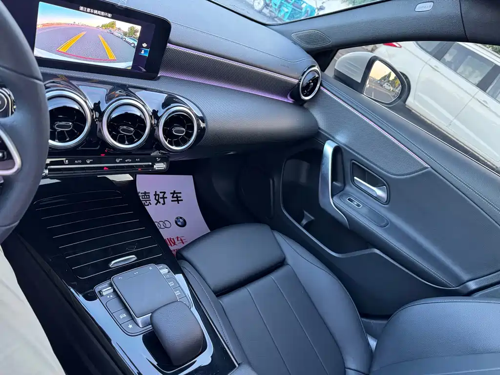 Mercedes-Benz A-Class 2022 — фото 17