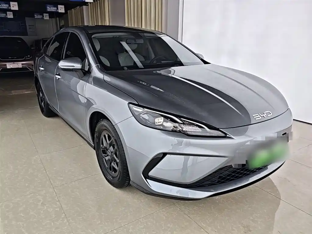 BYD Seal 05 DM-i 2025 — фото 4