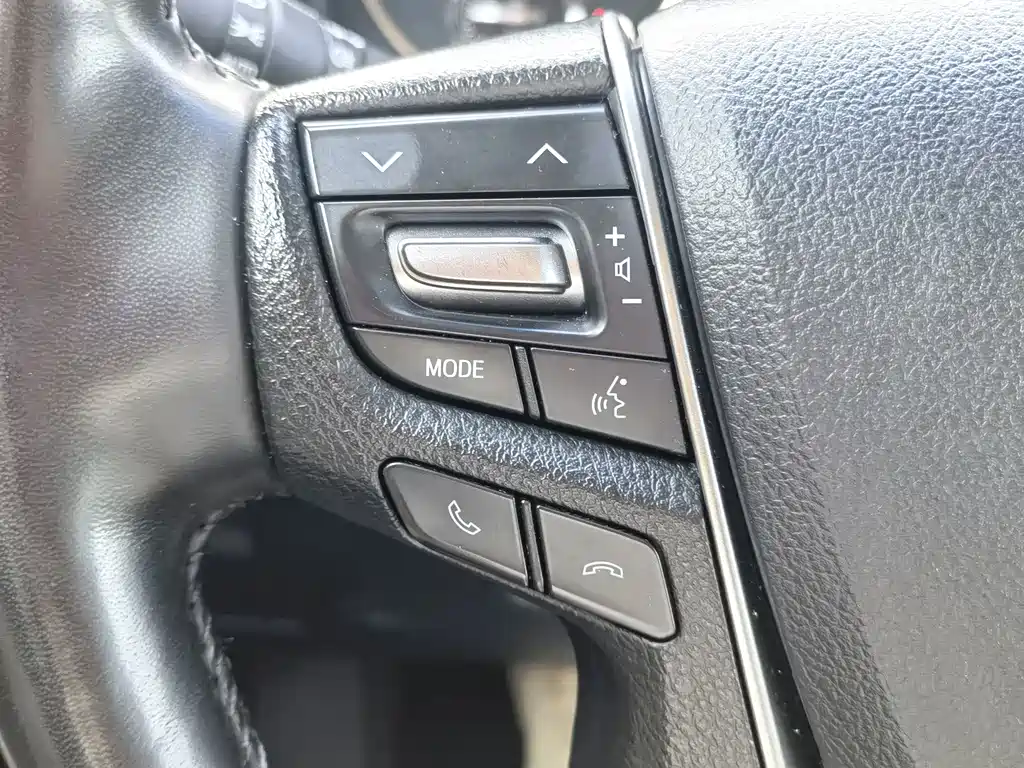 Toyota Vellfire 2020 — фото 22