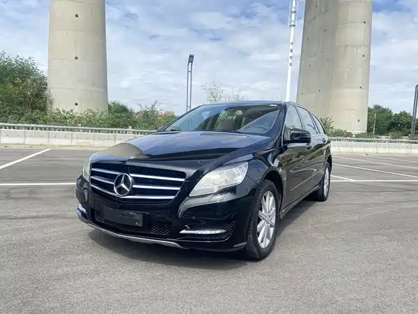 Mercedes-Benz R-Class 2011