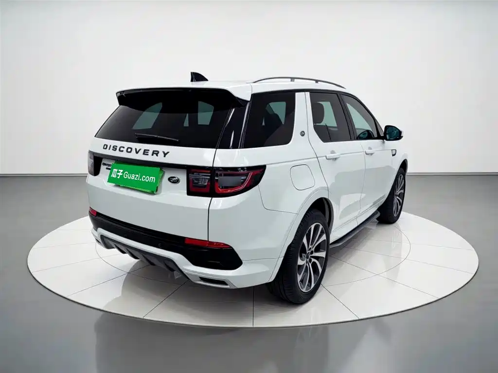 Land Rover Discovery Sport 2021