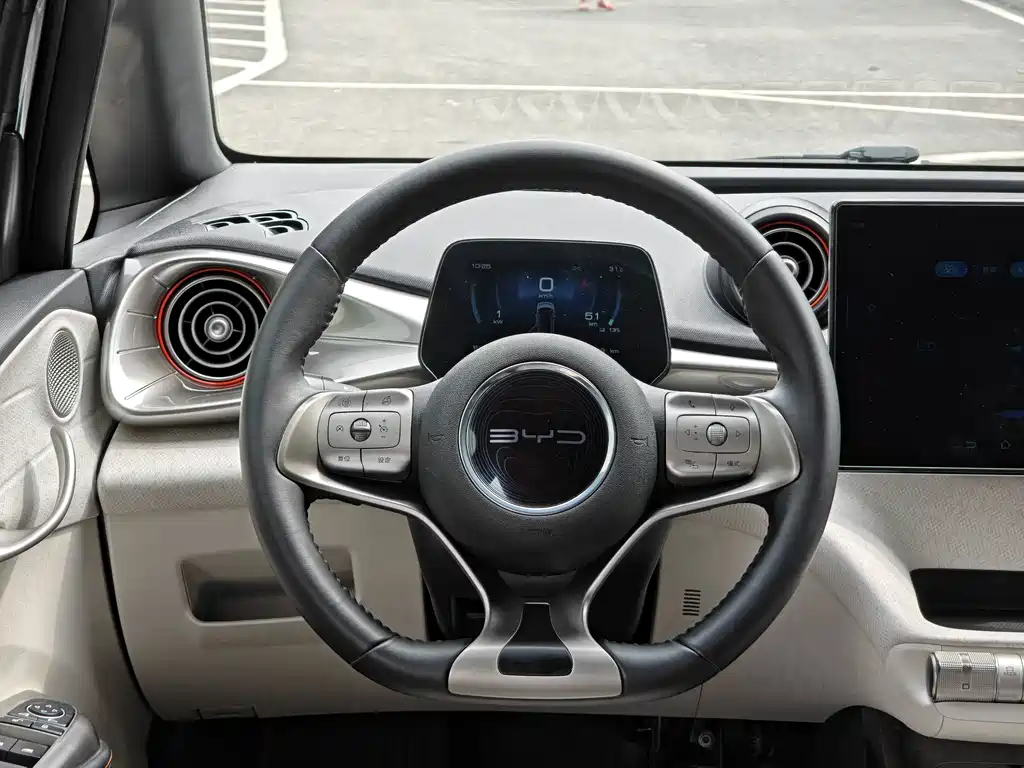 BYD Dolphin 2023 — фото 11