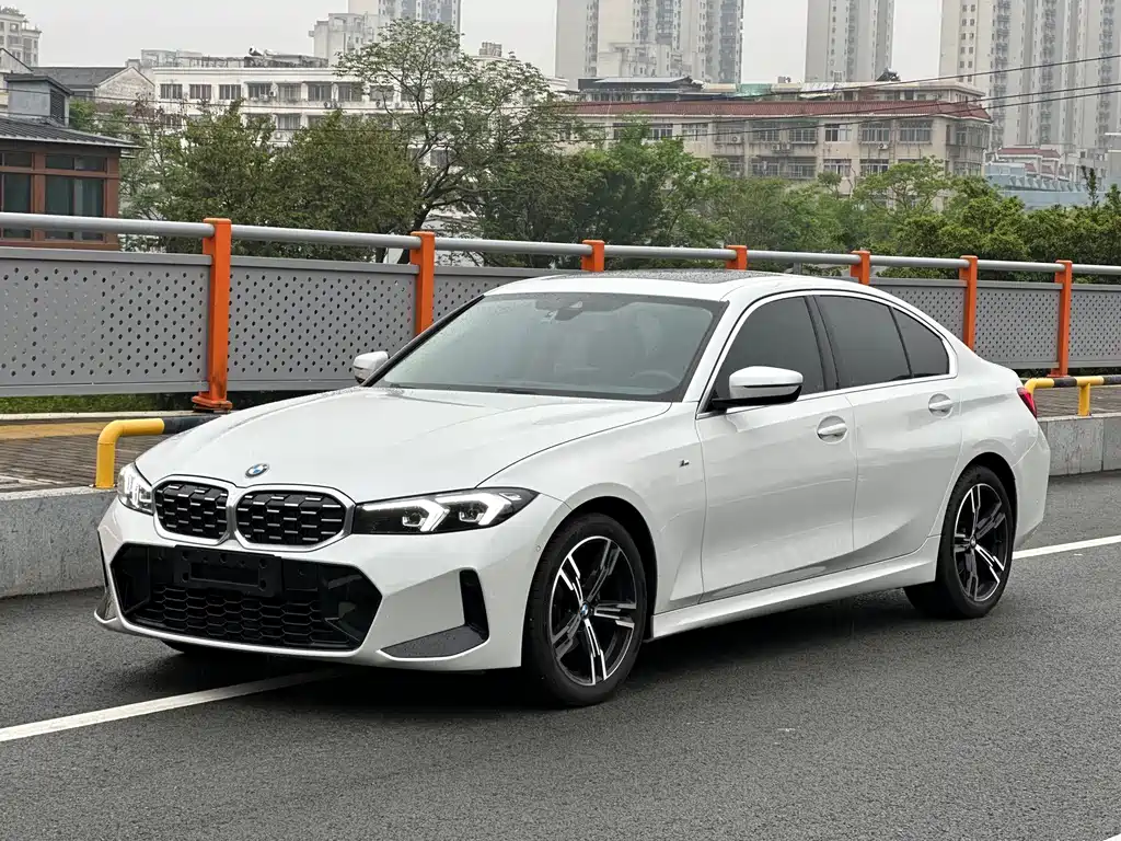 BMW 3 Series 2023