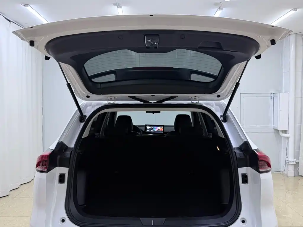 Haval H6 2023 — фото 20