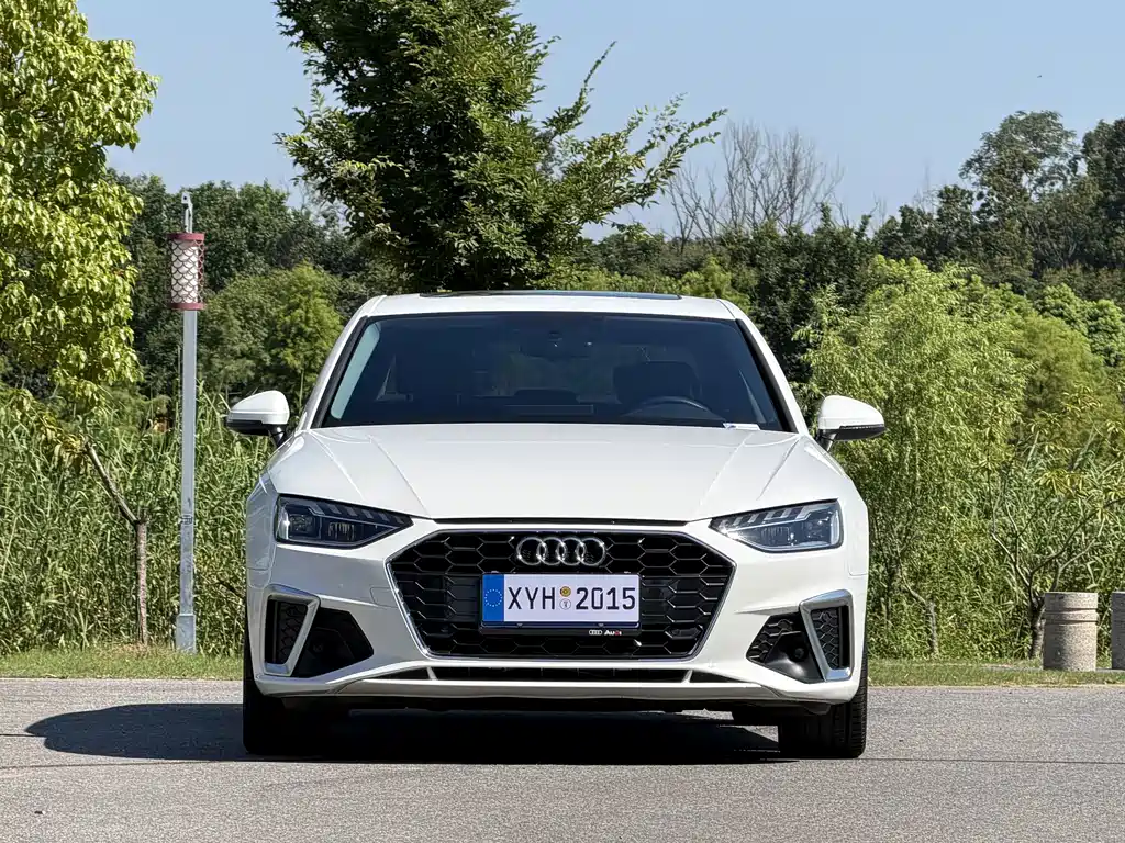 Audi A4L 2020