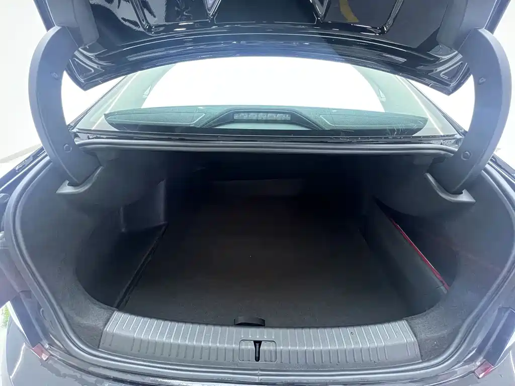 Volkswagen Passat — фото 25