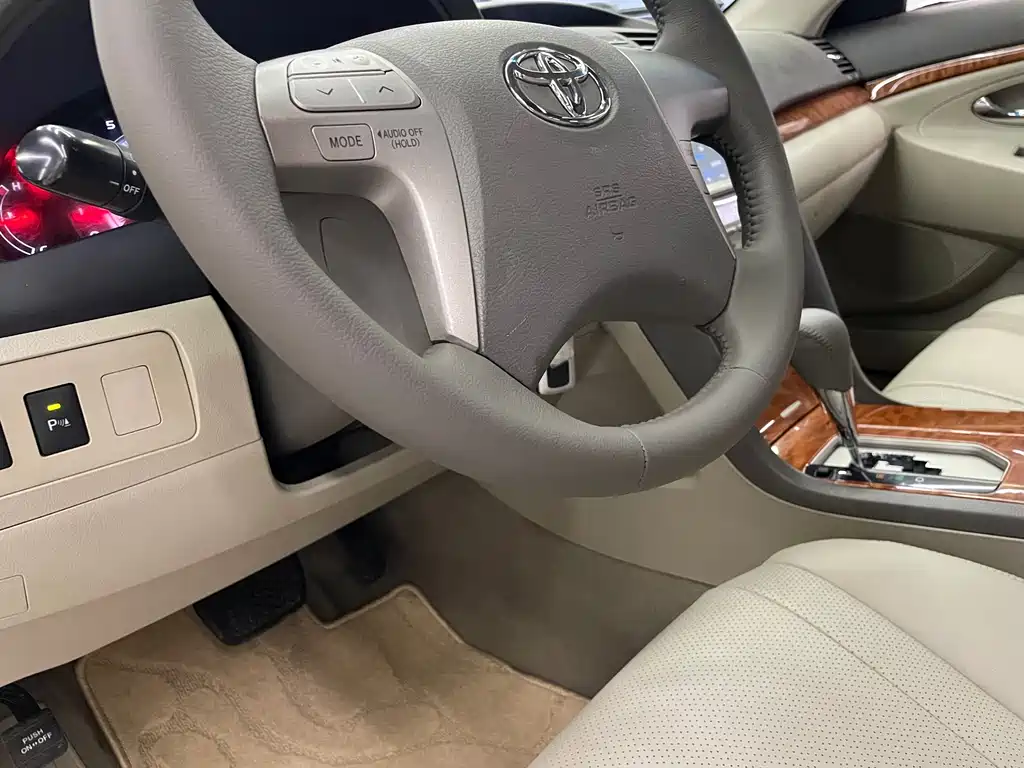 Toyota Camry 2008 — фото 16