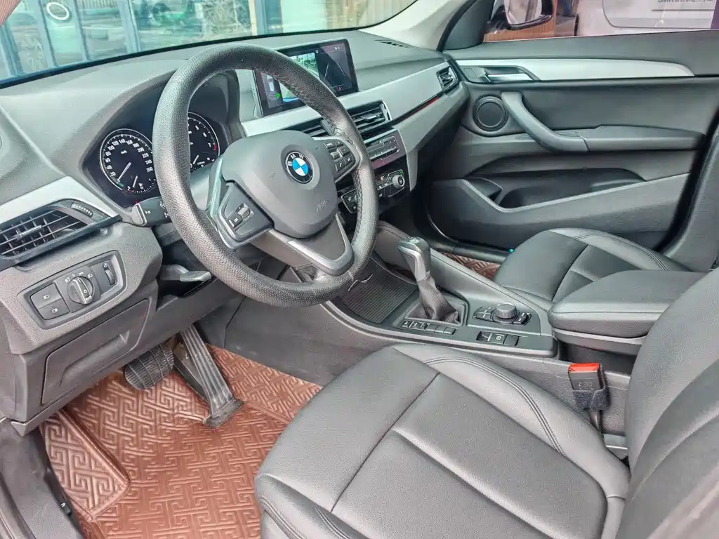 BMW X1 2019 — фото 10