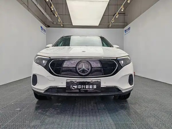 Mercedes-Benz EQA 2023