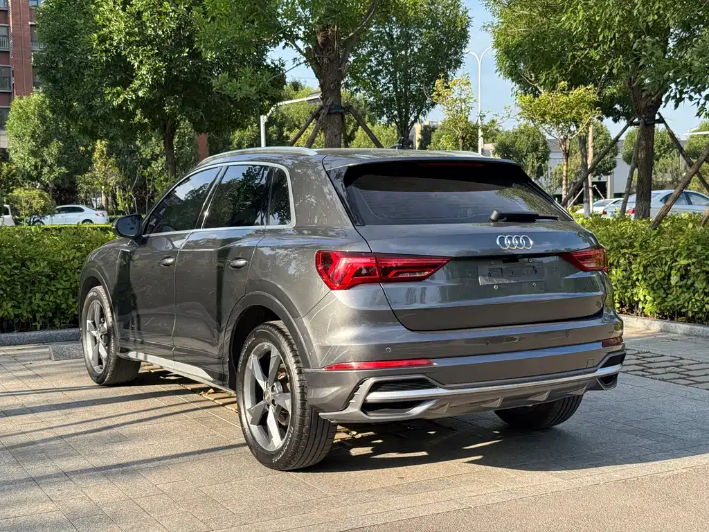 Audi Q3 2021