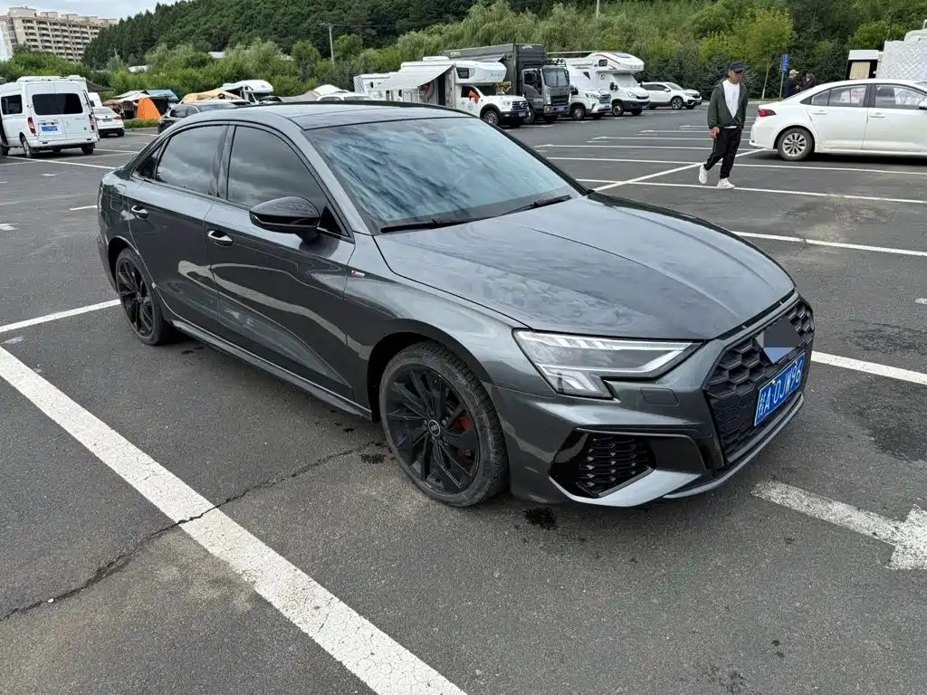 Audi A3 2022 — фото 13