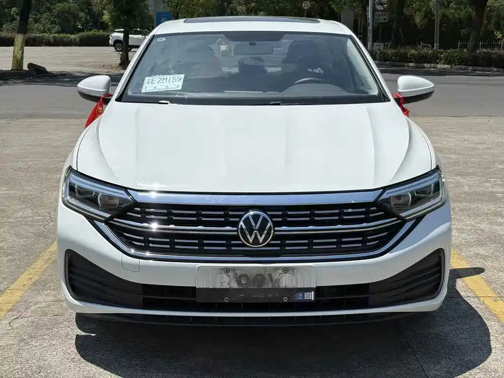 Volkswagen Sagitar 2024