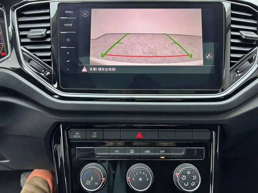 Volkswagen T-Roc 2022 — фото 11